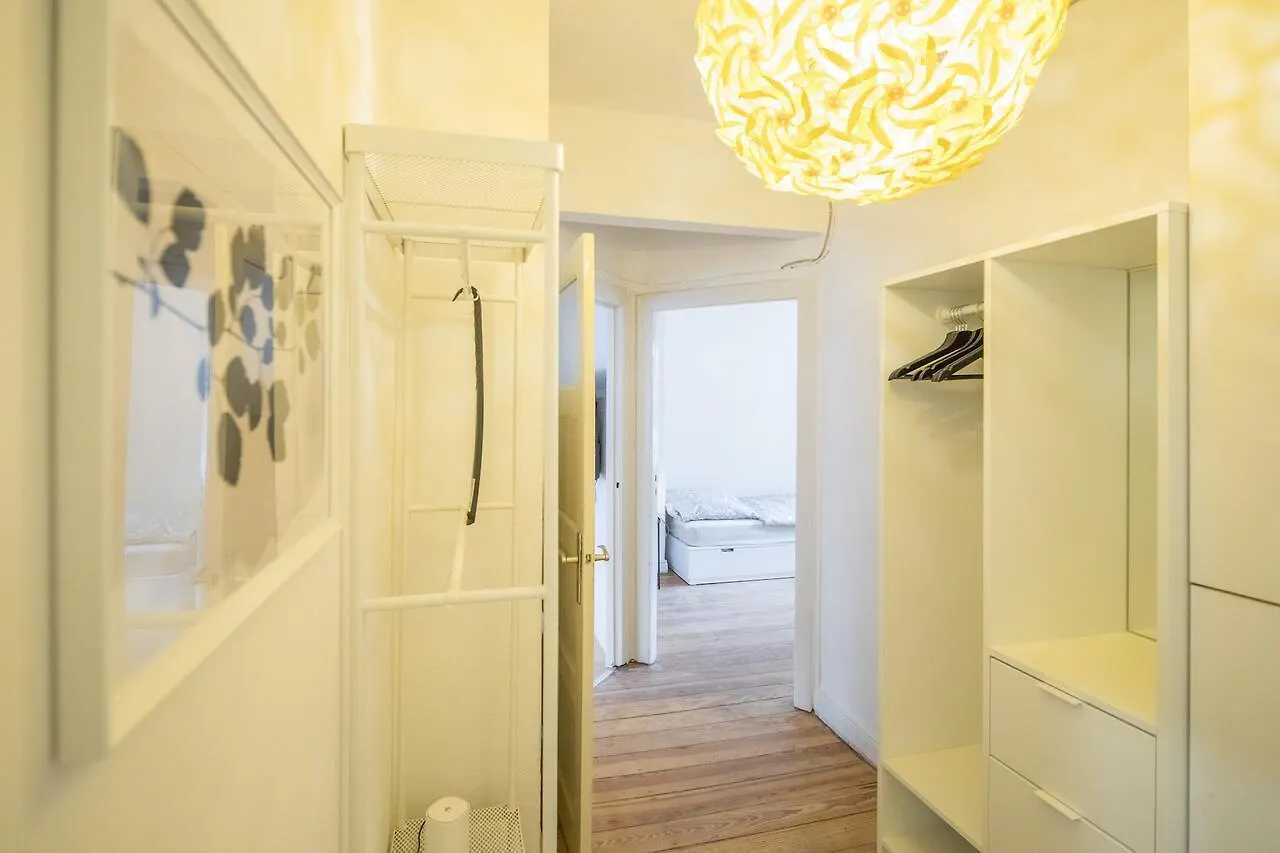 Cosy Apartment For 6 Hamburg